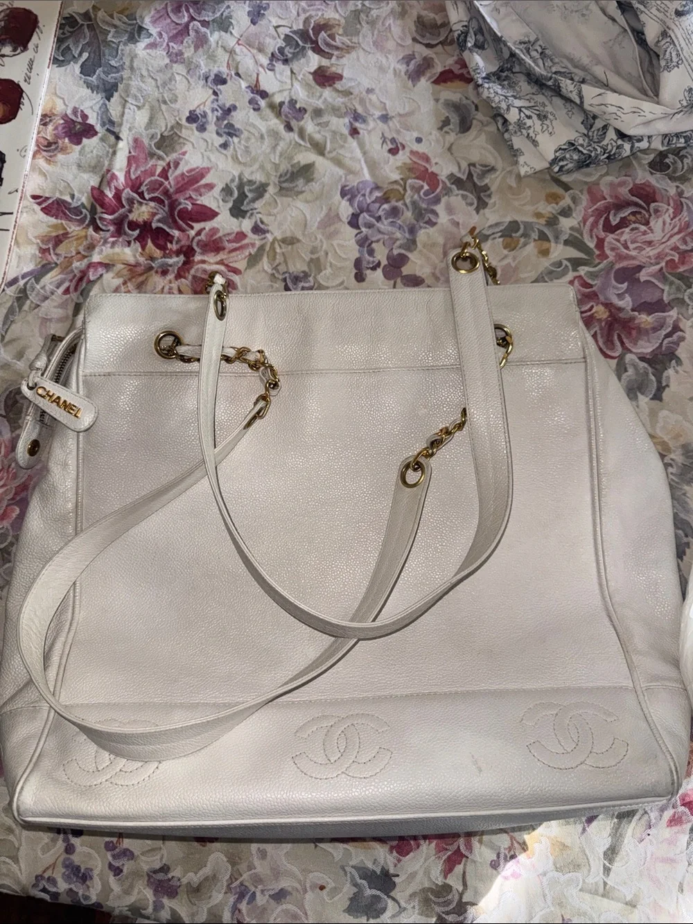CHANEL XL Vintage Triple CC White Leather Shoulder Tote Bag Purse Gold Chain